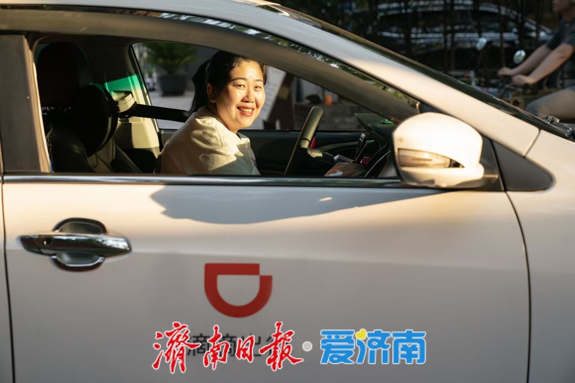 滴滴超火的出租车女神,滴滴超火的出租车女神叫什么