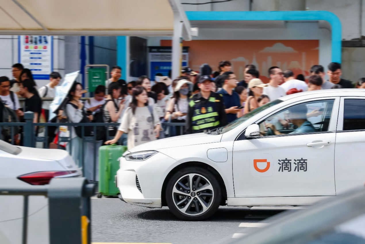 滴滴打车和出租车比较好,滴滴打车跟出租车哪个便宜