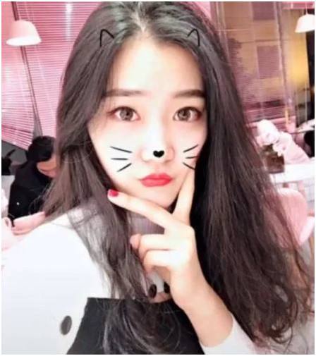 机场开滴滴李明珠照片,李明泪洒机场