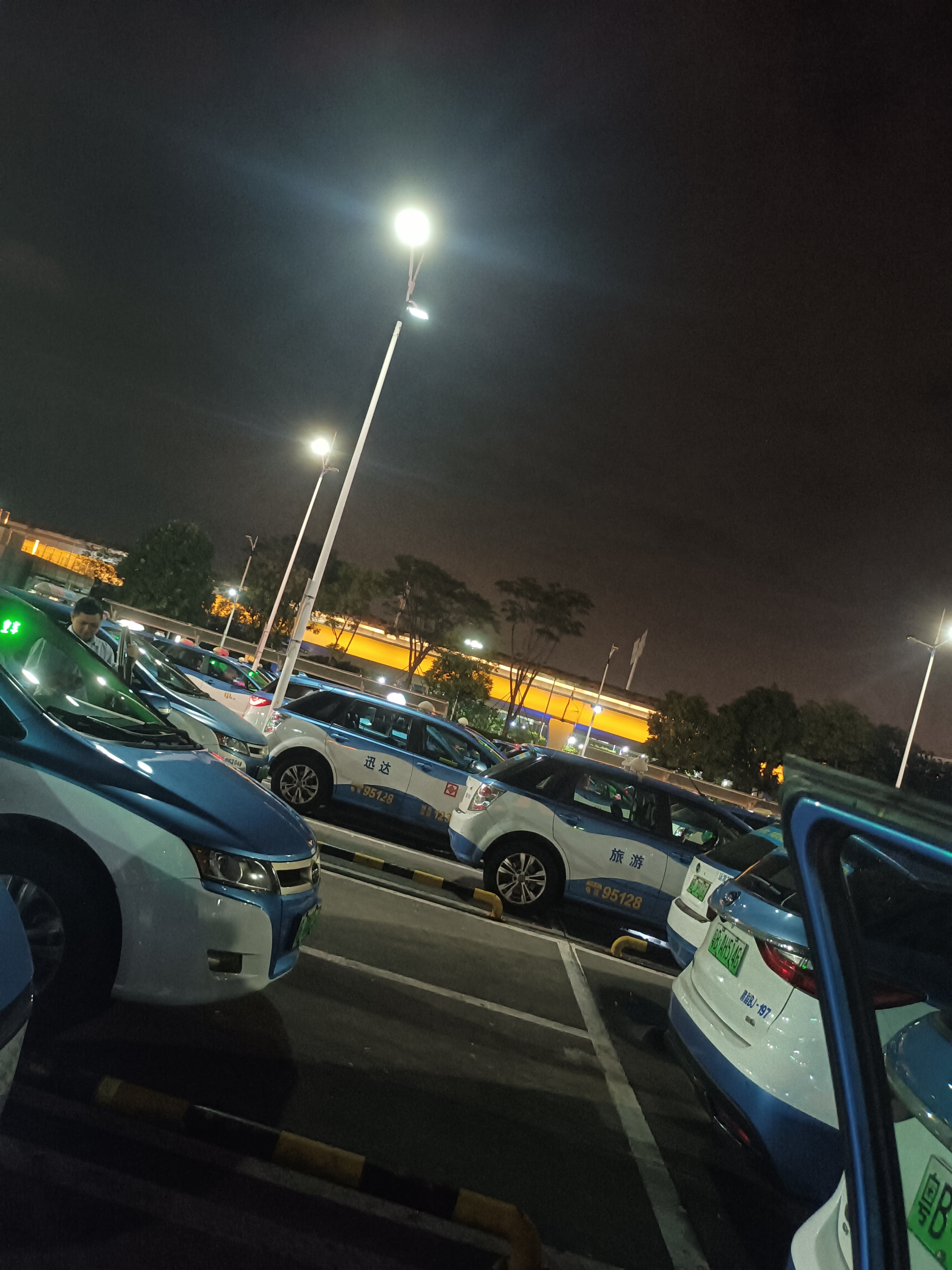 出租车加滴滴打车,出租车加滴滴打车划算吗